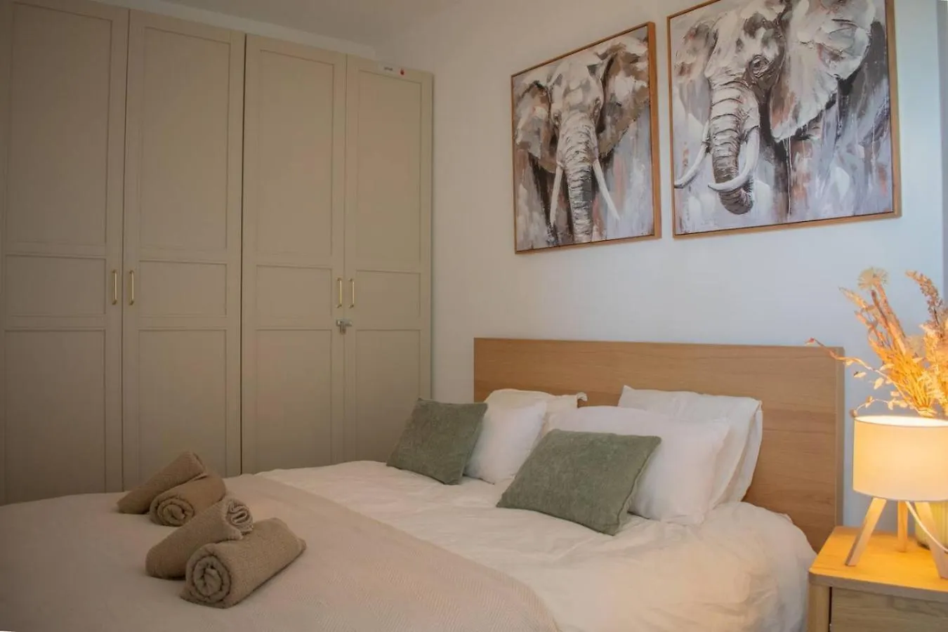 3Br Family Apartment With Pool マニルバ 0*,